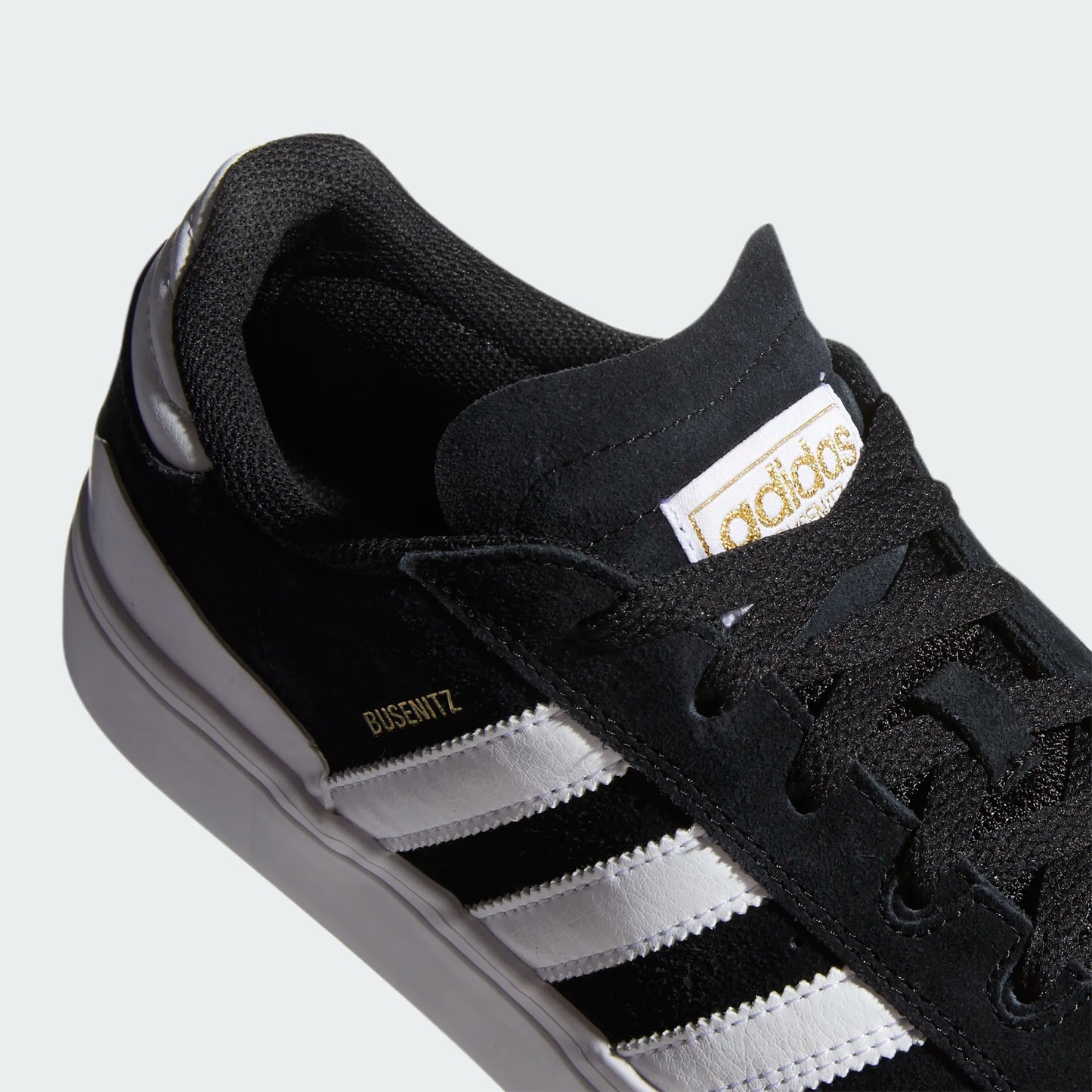 Adidas BUSENITZ VULC II BLACK/WHT/GUM4