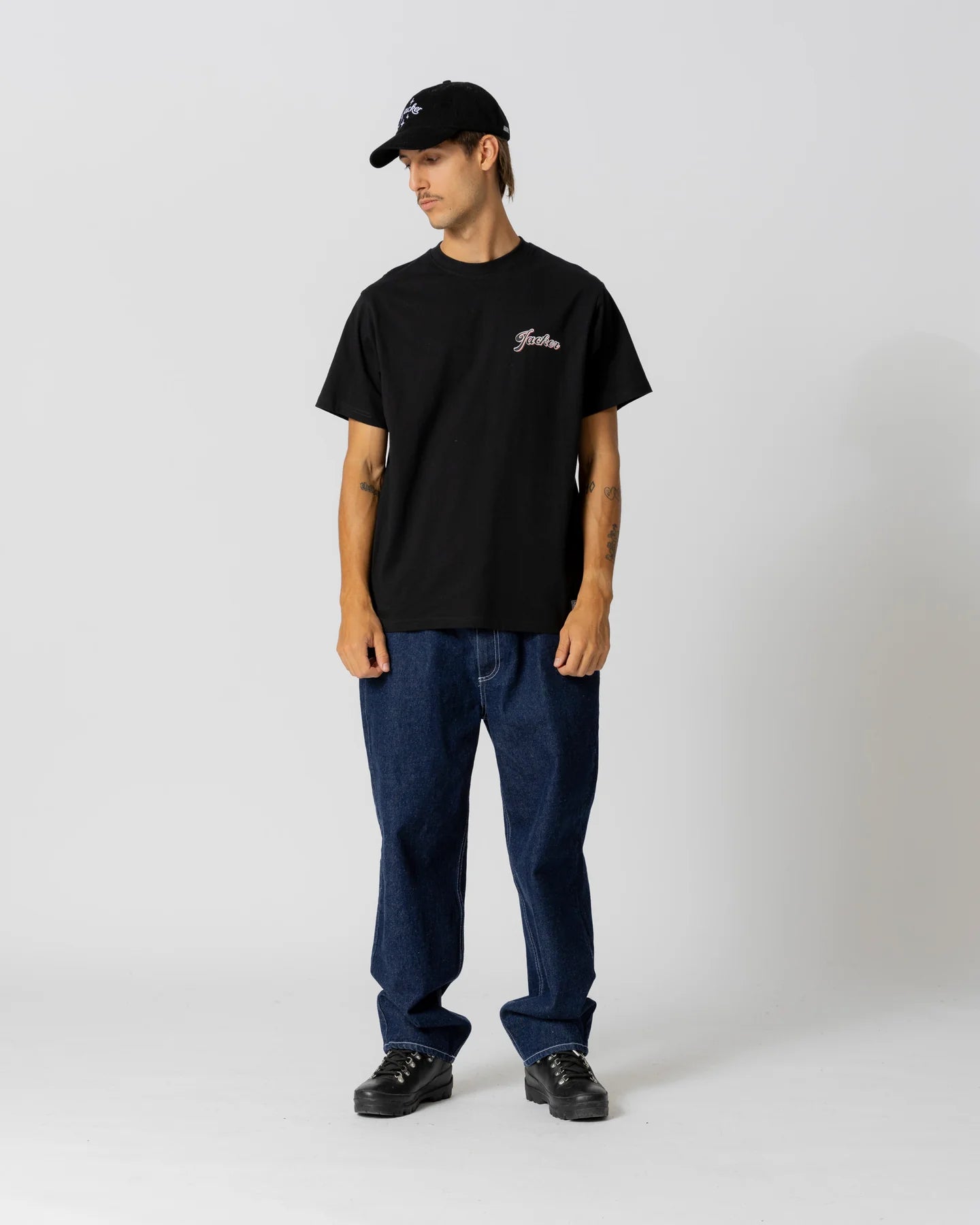 JACKER LOBSTER SERVICE T-SHIRT - BLACK